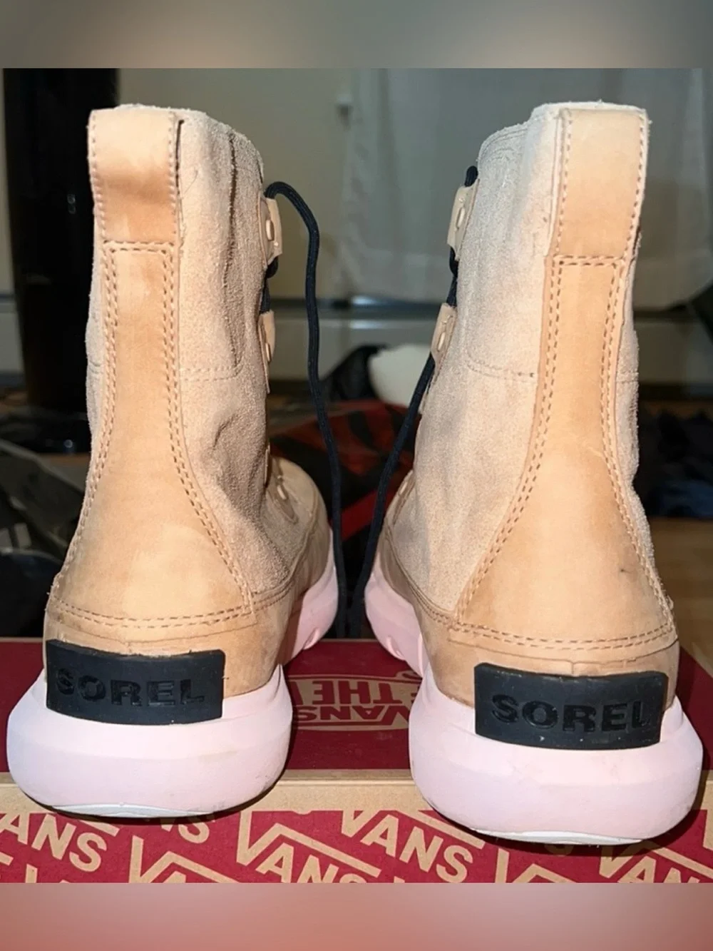 Sorel stylish tan
